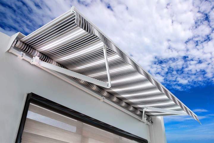 Installation stores bannes Gisors